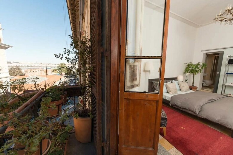 Hotel Frank's House