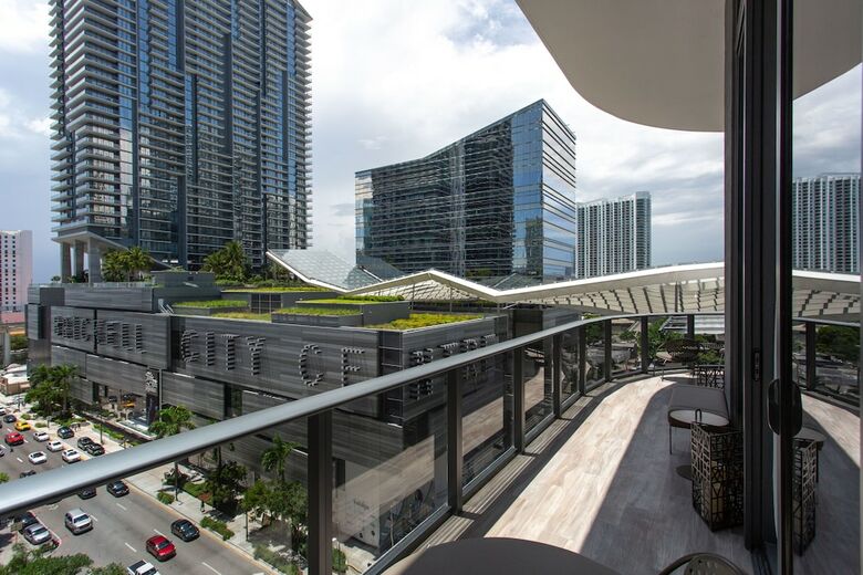 Hotel Sls Lux Brickell