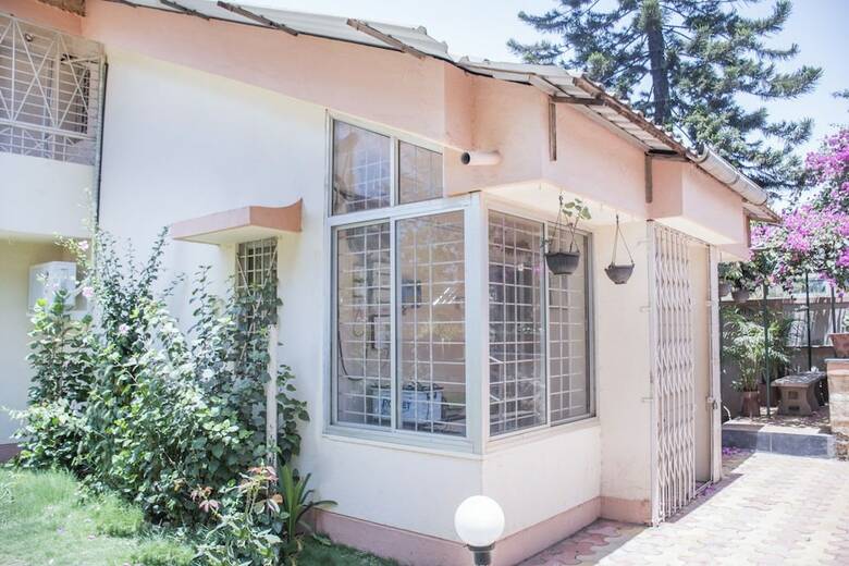 Hotel Guesthouser 3 Bhk Bungalow 6808