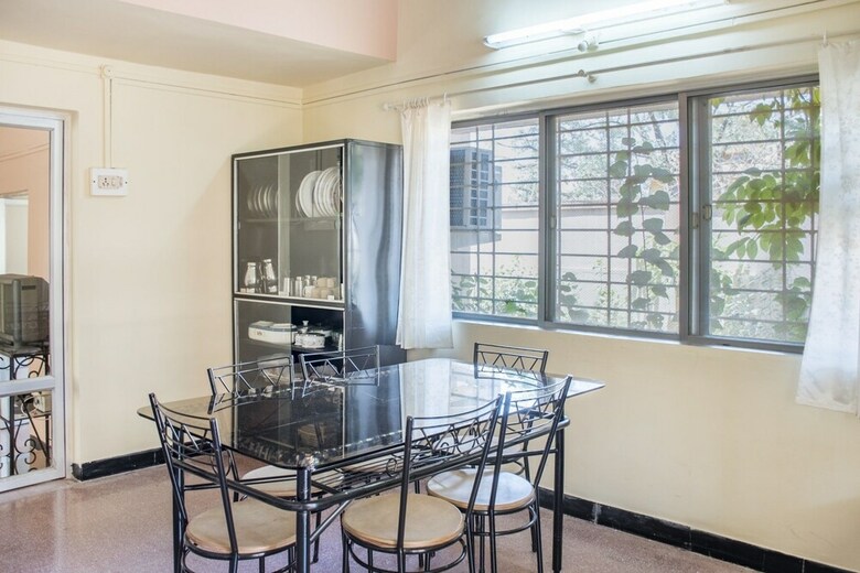 Hotel Guesthouser 3 Bhk Bungalow 6808