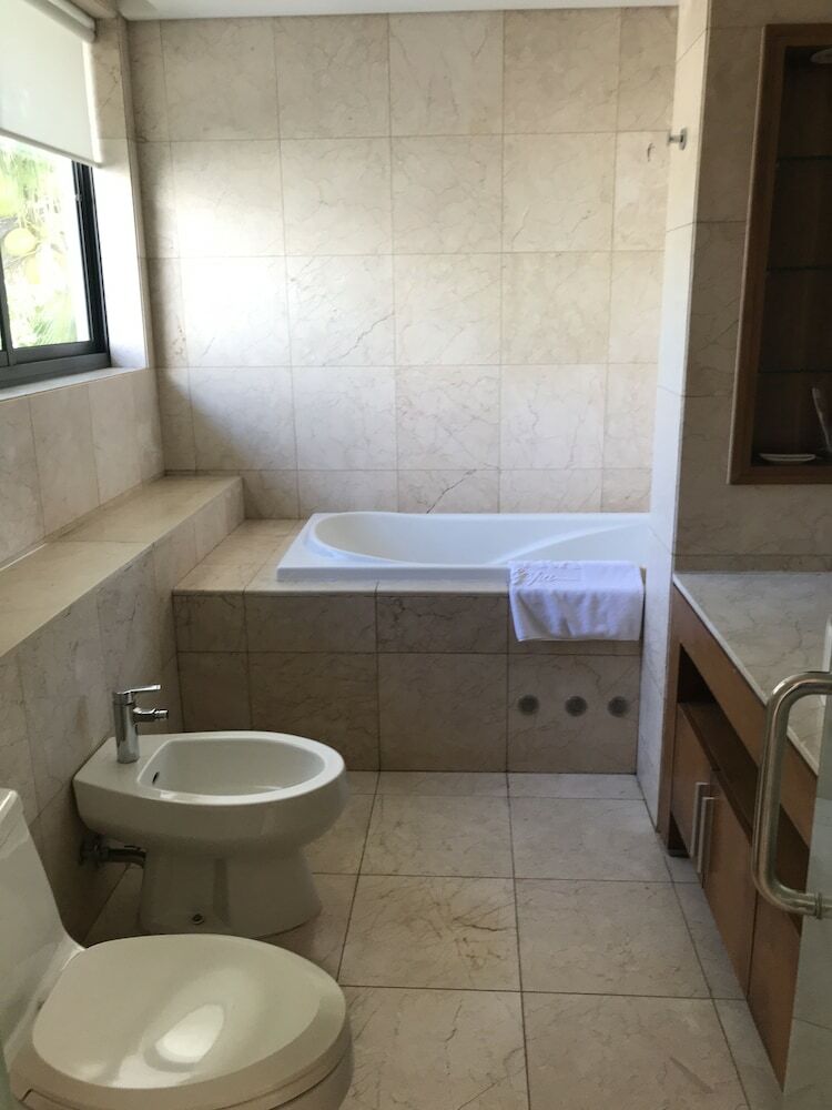 Villa Ocean Resort 4 Bedrooms Danang Living
