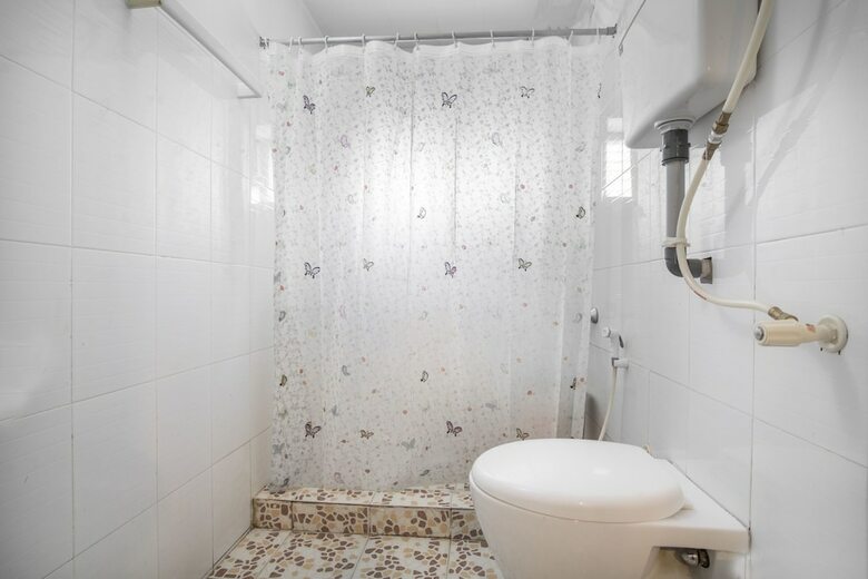 Hotel Guesthouser 1 Br Farmhouse C09a