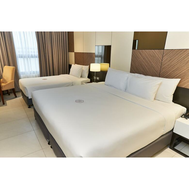 Summit Hotel Tacloban