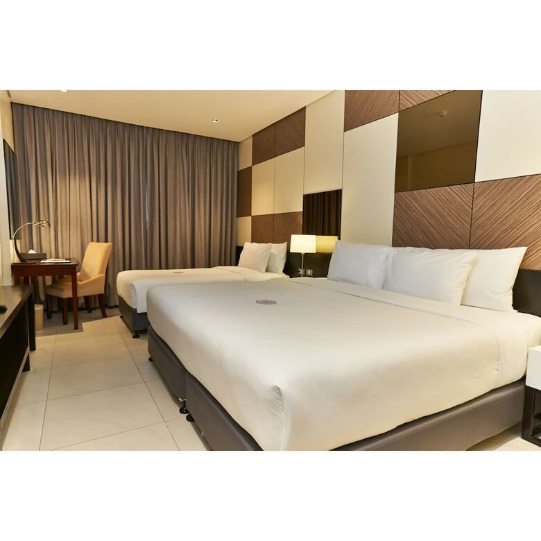 Summit Hotel Tacloban