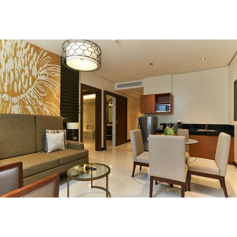 Summit Hotel Tacloban