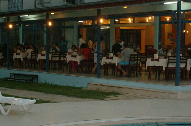 Aymes Hotel