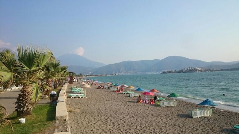Aymes Hotel
