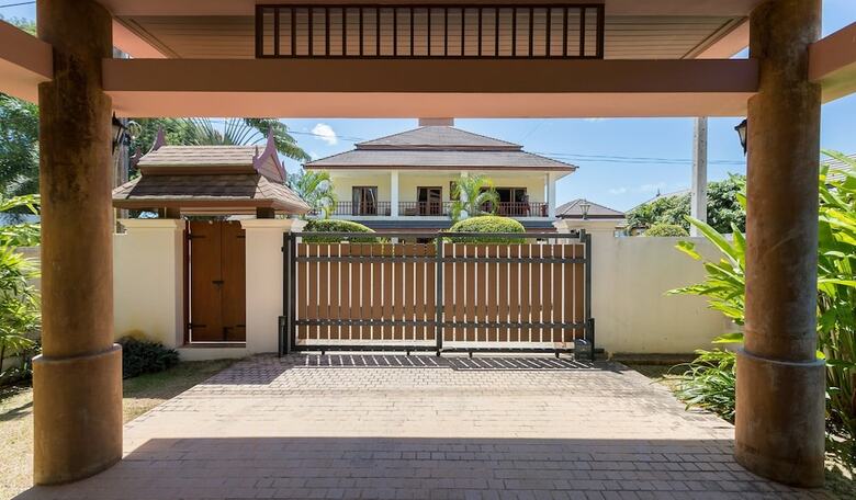 Baanmanchusa Thai Villa