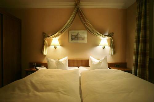 Hostal Hotel Gr�ne Tanne Mandelholz