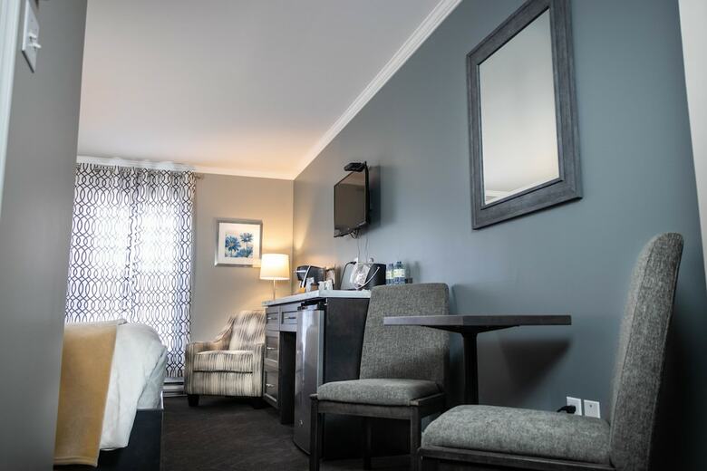Motel Newfound Inn & Suites