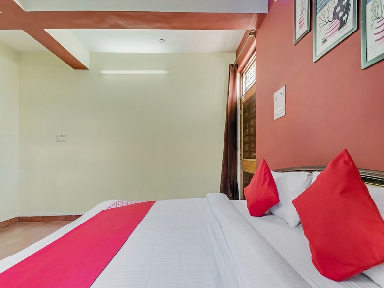 Hotel Oyo 12442 Twilight Guest House