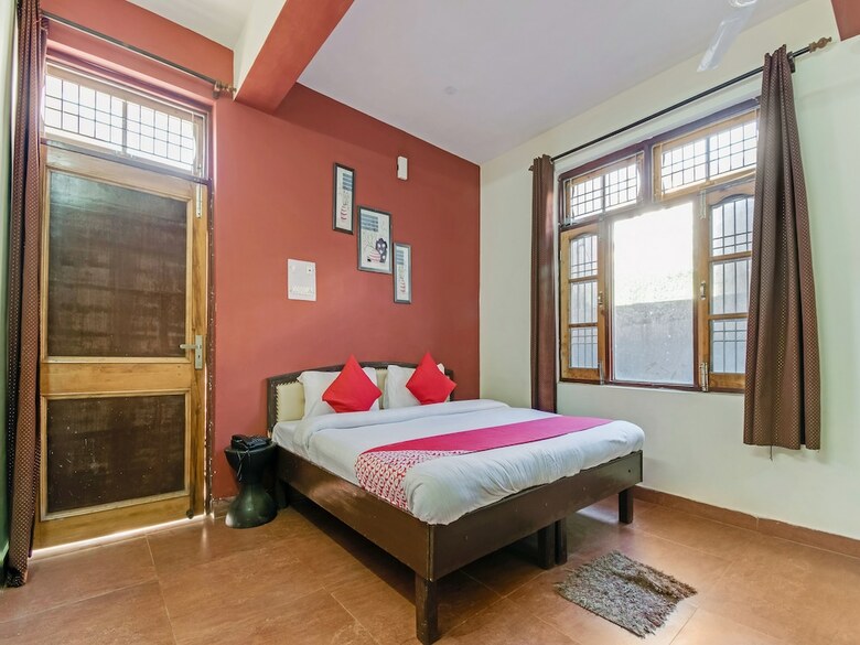 Hotel Oyo 12442 Twilight Guest House