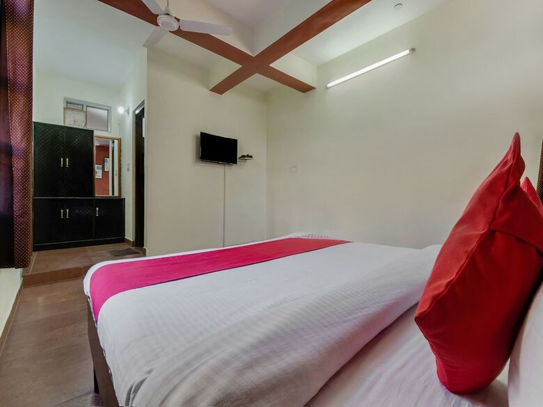 Hotel Oyo 12442 Twilight Guest House