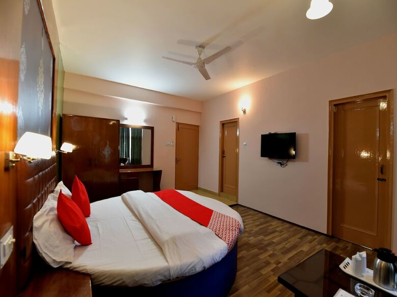 Hotel Oyo 12364 Nishita Resorts
