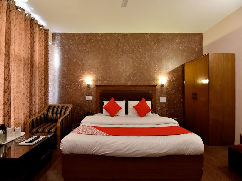 Hotel Oyo 12364 Nishita Resorts