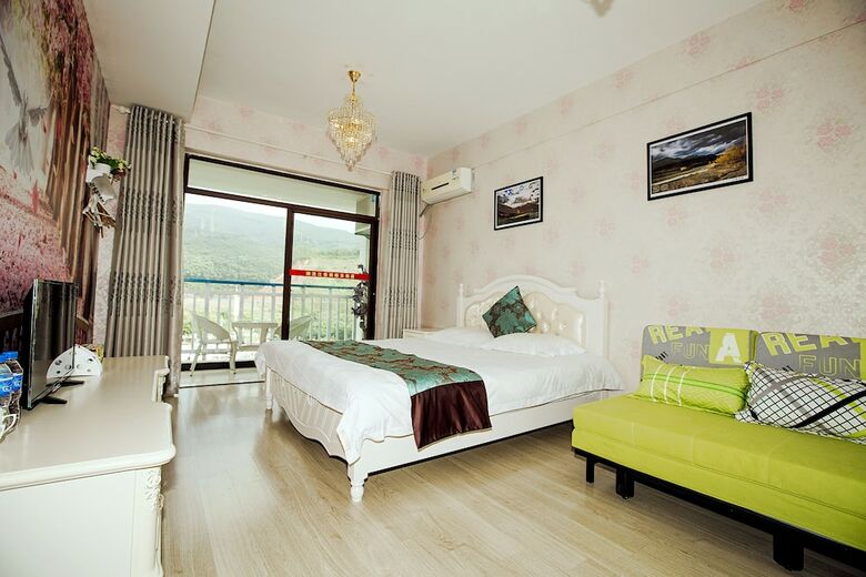Jinghong Gaozhuang Anni Holiday Hotel