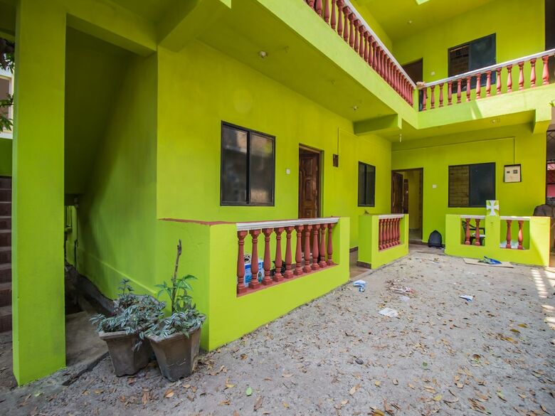 Hotel Oyo 12435 Home Sunny 2bhk Uddo Beach