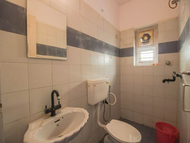 Hotel Oyo 12198 Home 2bhk Calangute Beach