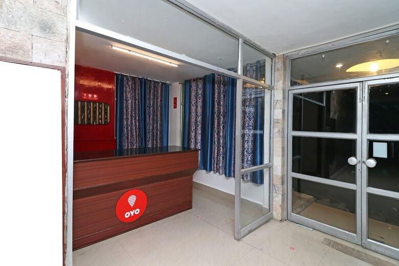 Oyo 13324 Hotel Anamika