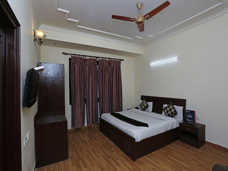 Oyo 2399 Hotel Glenroy