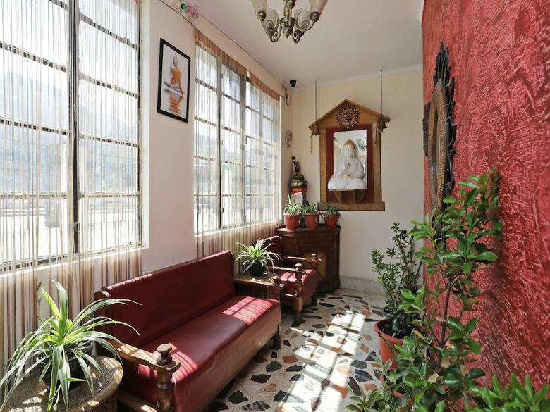 Oyo 12542 Hotel Ankur Plaza