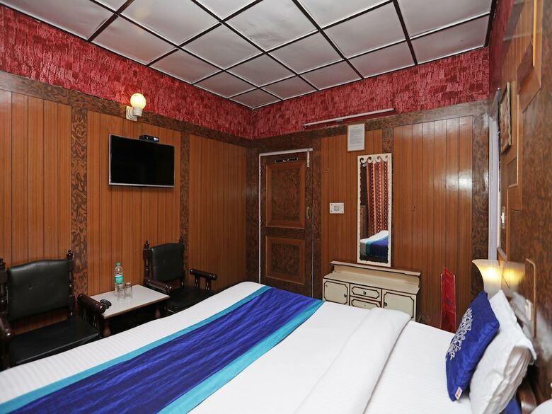Oyo 12542 Hotel Ankur Plaza