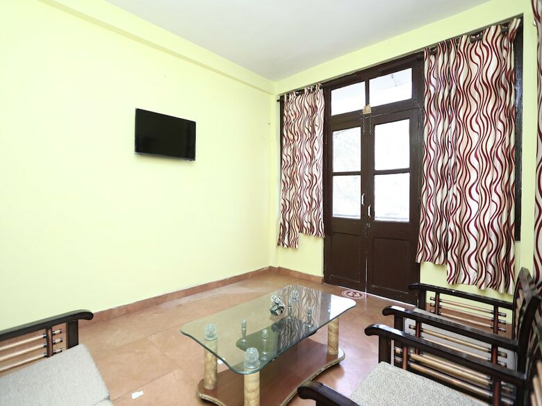 Apartamentos Oyo 12487 Home Elegant 2bhk Clock Tower