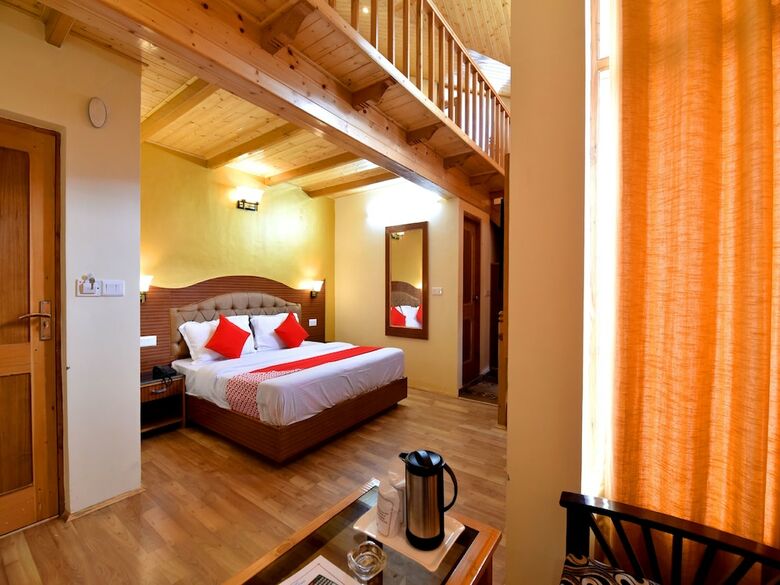 Hotel Oyo 13356 Himachal Heights