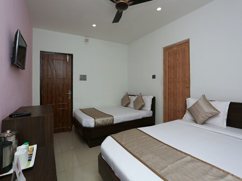 Hotel Oyo 13265 Aashray Guest House