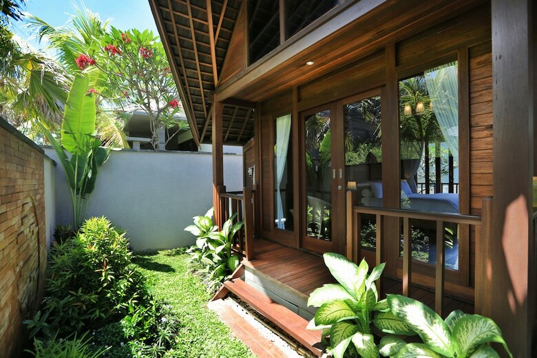 Raja Woods Villa