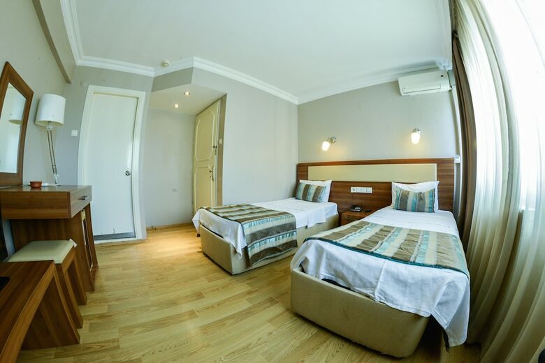 Wox Ew Hotel