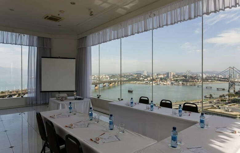 Hotel Intercity Premium Florianopolis - Centro