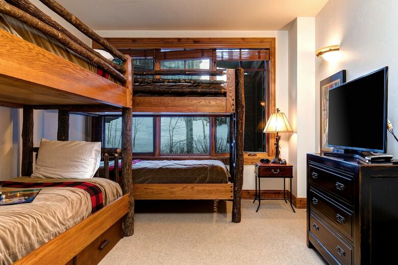 Hostal Abode On Empire Pass