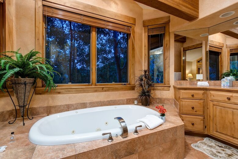 Abode At Arrowood