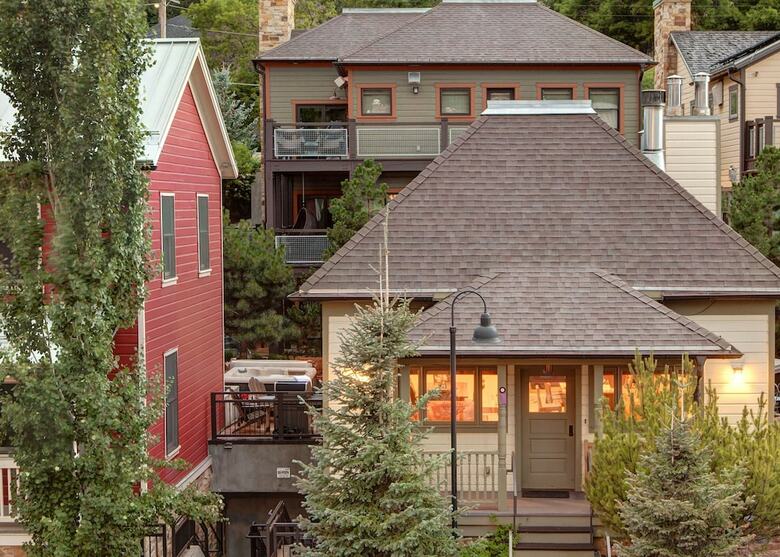 Abode On Park Ave