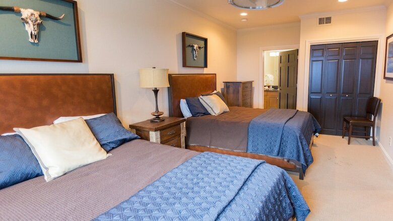 Abode On Lower Main