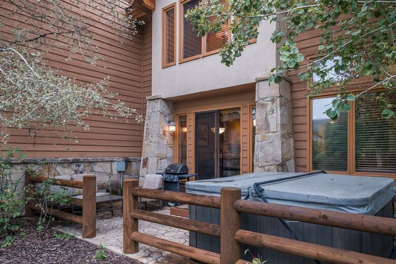 Abode In Deer Lake Village At Deer Valley