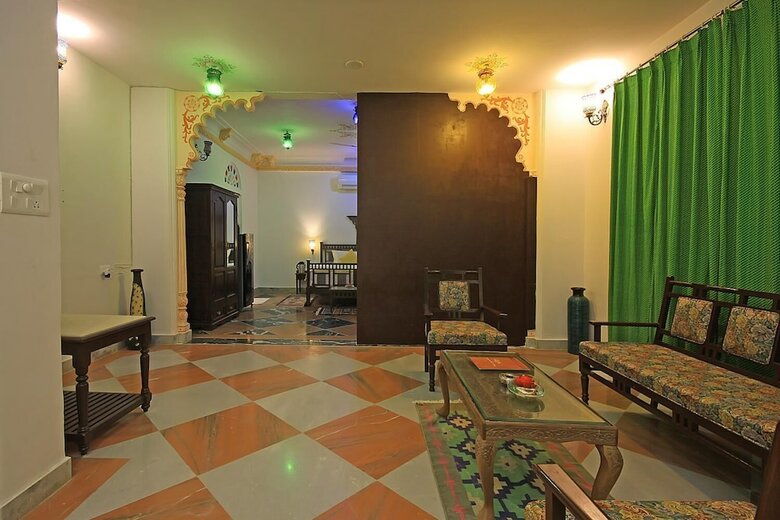 Hotel Bonjour Paradise Resort