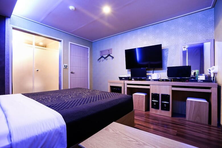 Nj Hotel