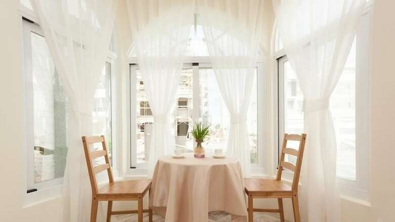 Bed & Breakfast Seed House