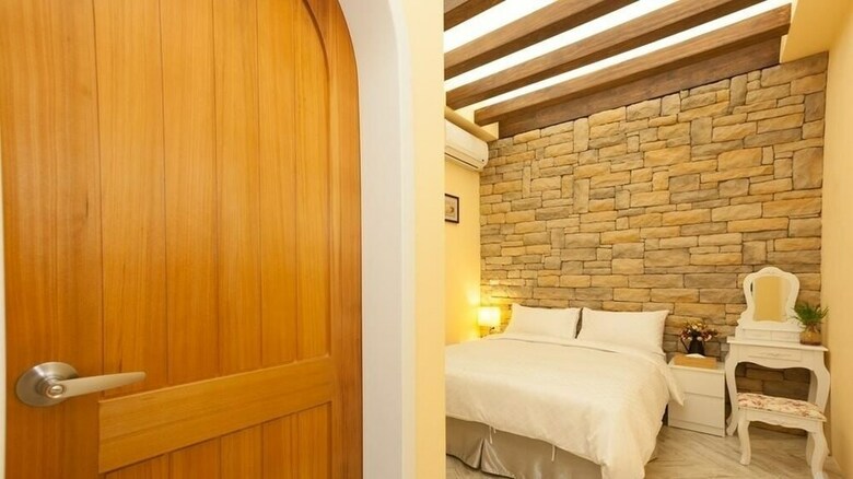 Bed & Breakfast Seed House
