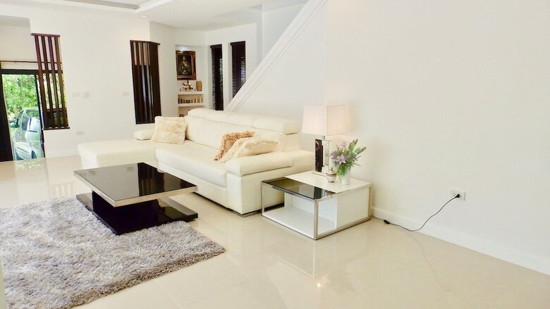 3 Bedroom Private Pool Villa Flora