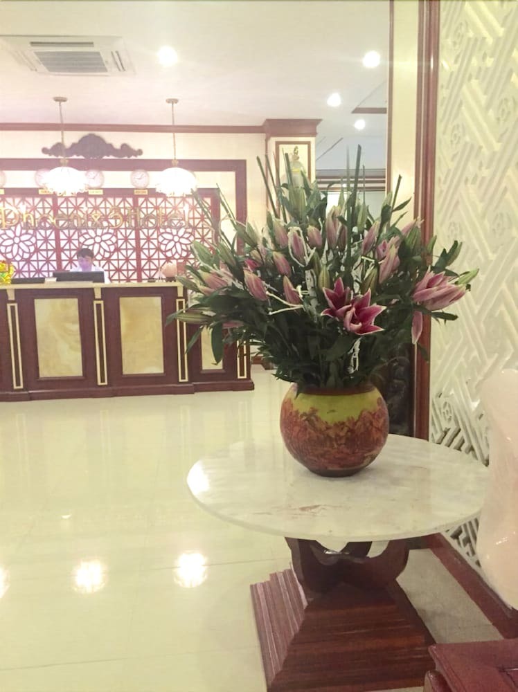 Phoenix 3 International Hotel