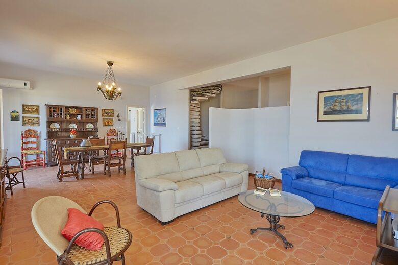 Villa Del Carrubo