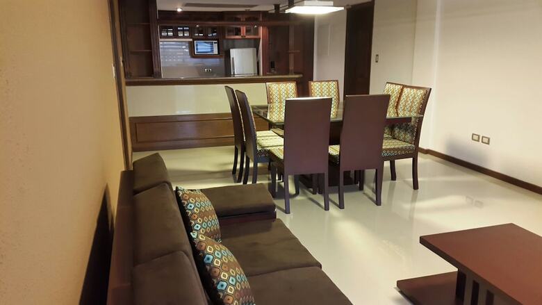 Apartamentos Hb Equipetrol