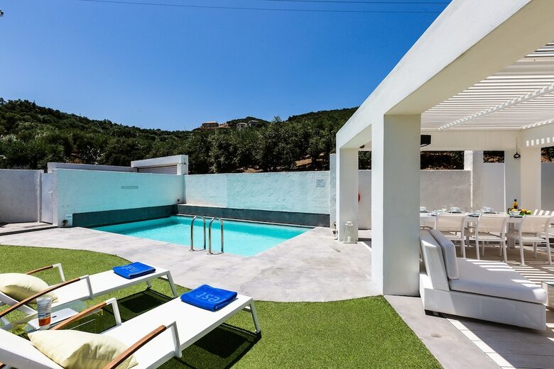 Villa Kissamos By Elea Luxury Villas