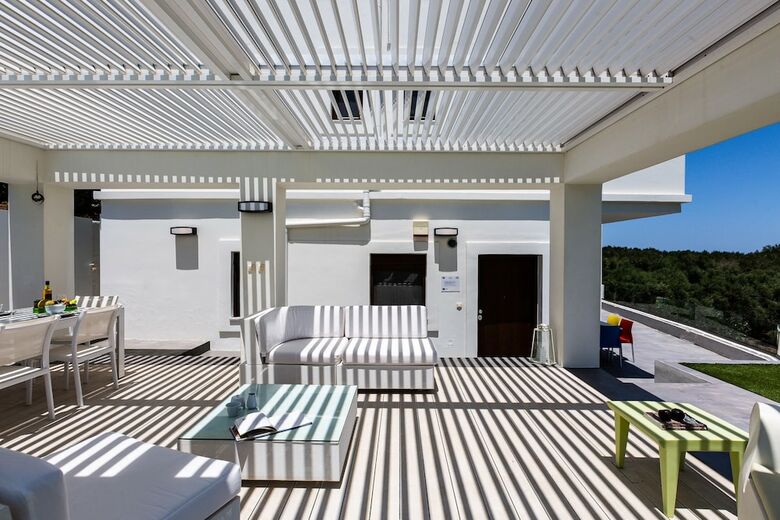 Villa Kissamos By Elea Luxury Villas