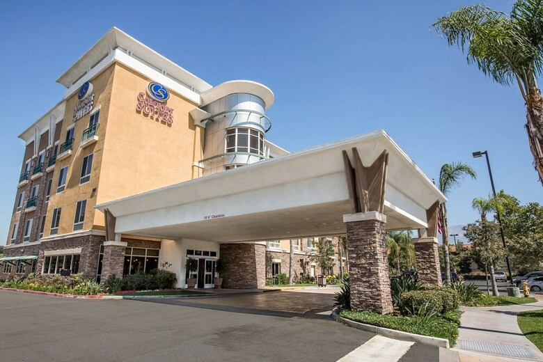 Hotel Comfort Suites Ontario Convention Center
