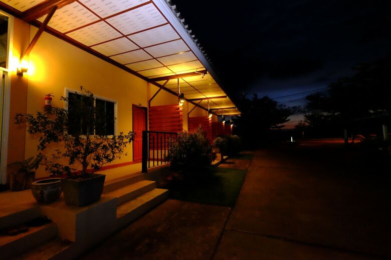 Hotel Teerana Place