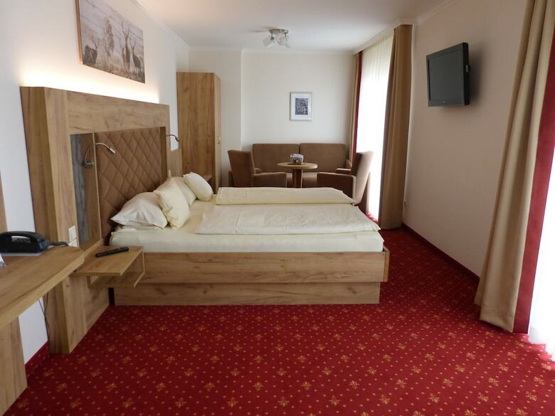 Ferienhotel Wolfsm�hle